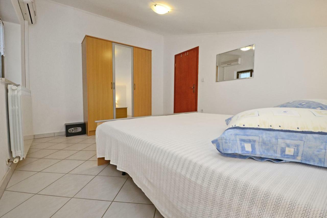 Apartment Pilic Rosini