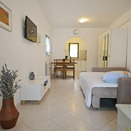 Apartments Pilic Rosini Exterior photo